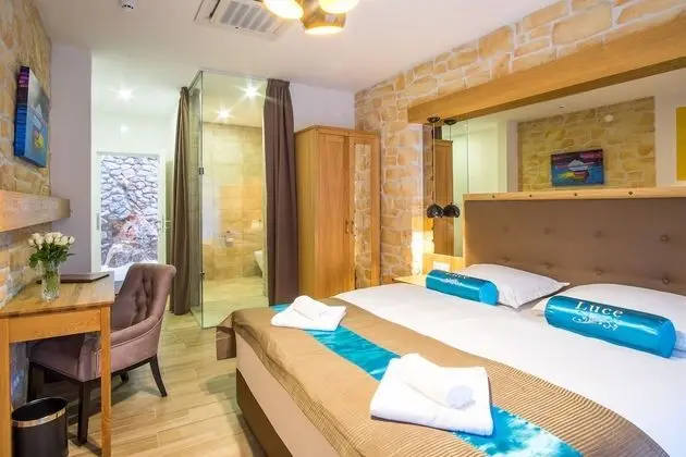 Tek Büyük Yataklı Oda, Balkon (Blue)