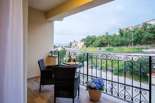 Tek Büyük Yataklı Oda, Balkon (Blue)