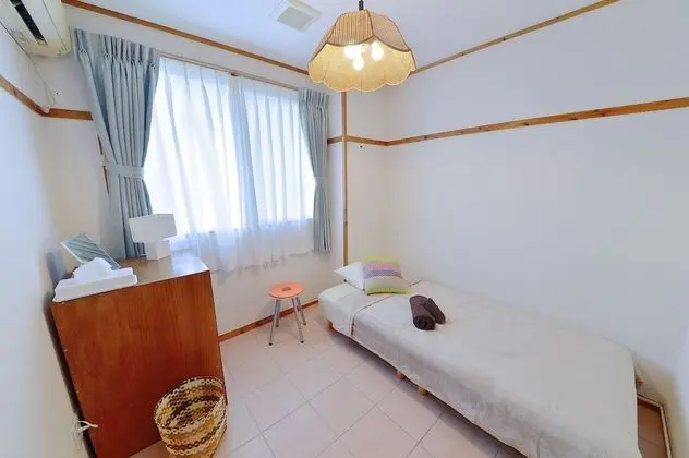 Tek Kişilik Oda, Sigara İçilmez, Ortak Banyo