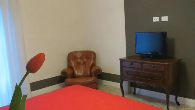 Family Oda, Bağlantılı Odalar (Rossa)