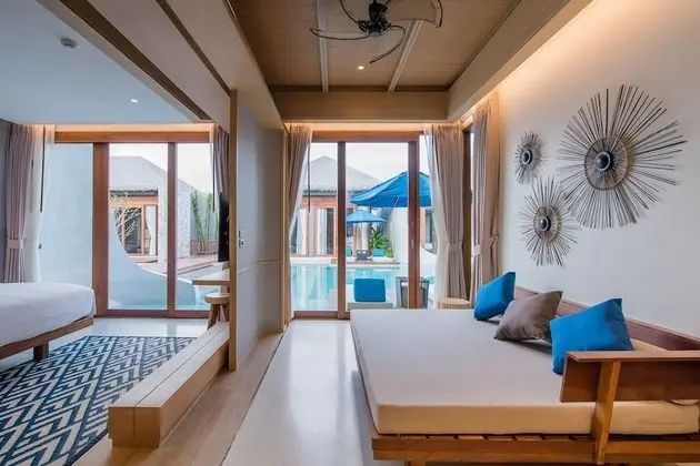 Pool Access Villa