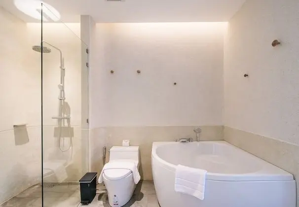 Pool Access Villa