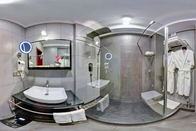 İki Ayrı Yataklı Oda, Şehir Manzaralı