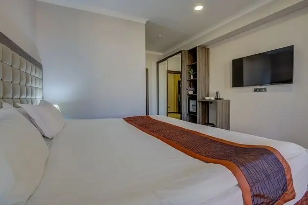 Tek Büyük Yataklı Oda, Şehir Manzaralı