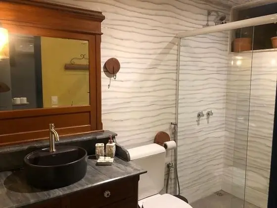 Deluxe Tek Büyük Yataklı Oda, 1 Çift Kişilik Yatak, Balkon, Bahçe Manzaralı