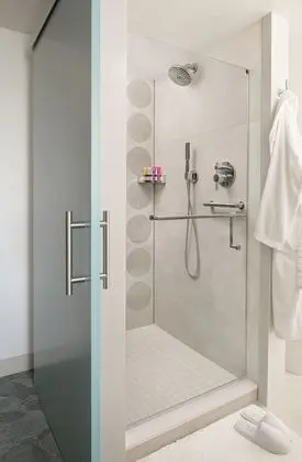 Premier Oda, Birden Çok Yatak, Şehir Manzaralı (Corner Two King - No Hidden Fees)