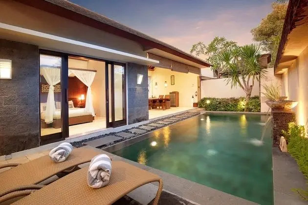 One Bedroom Deluxe Villa
