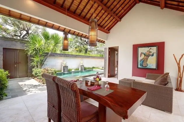 One Bedroom Deluxe Villa