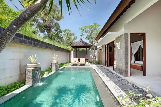 One Bedroom Deluxe Villa