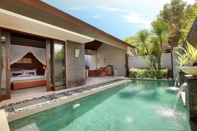 One Bedroom Deluxe Villa