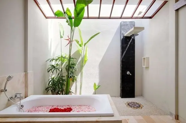 One Bedroom Deluxe Villa