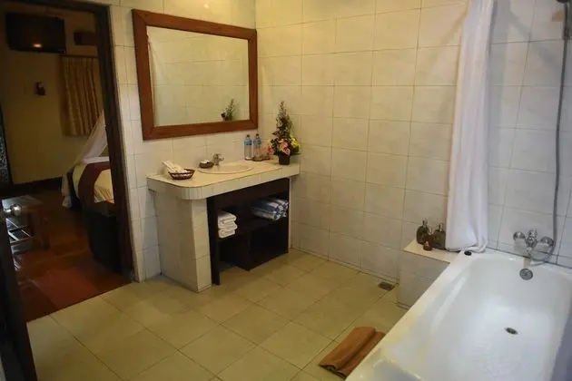 Standard Tek Büyük veya İki Ayrı Yataklı Oda