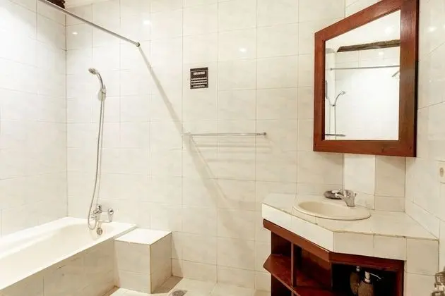 Standard Tek Büyük veya İki Ayrı Yataklı Oda