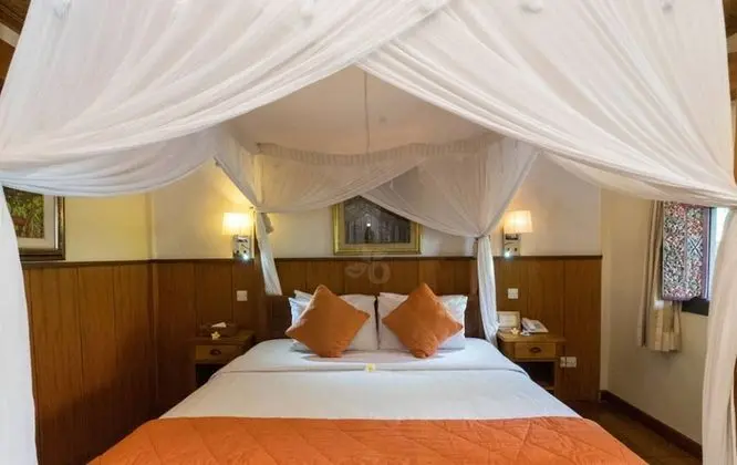 Superior Tek Büyük veya İki Ayrı Yataklı Oda