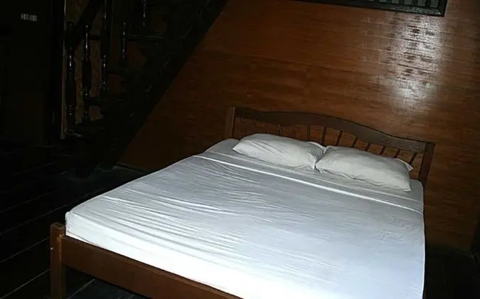 Lumbung Suite
