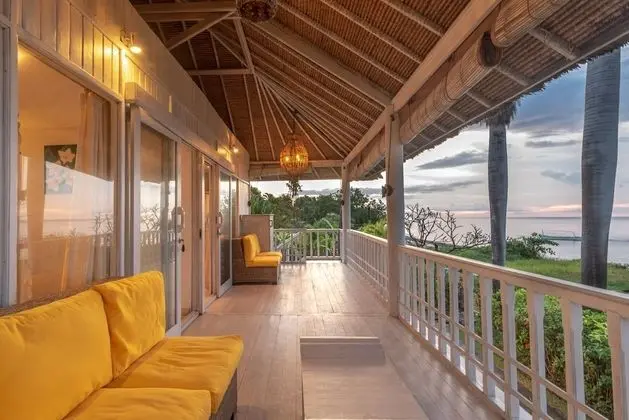 Classic Villa, 4 Yatak Odası, Kişiye Özel Havuzlu, Plaj Manzaralı