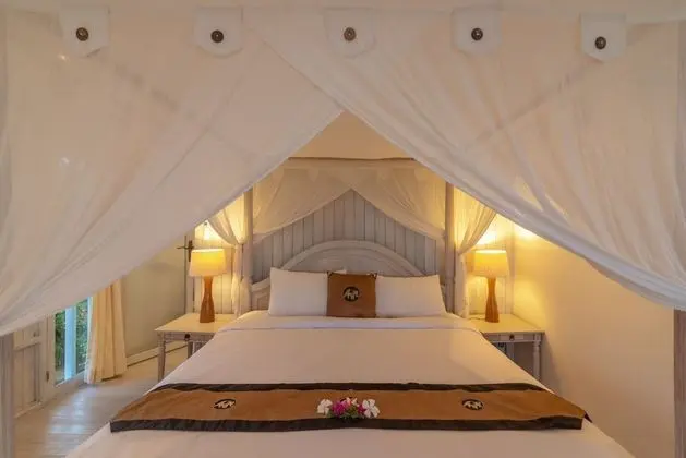 Classic Villa, 4 Yatak Odası, Kişiye Özel Havuzlu, Plaj Manzaralı