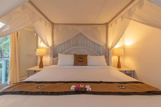 Classic Villa, 4 Yatak Odası, Kişiye Özel Havuzlu, Plaj Manzaralı