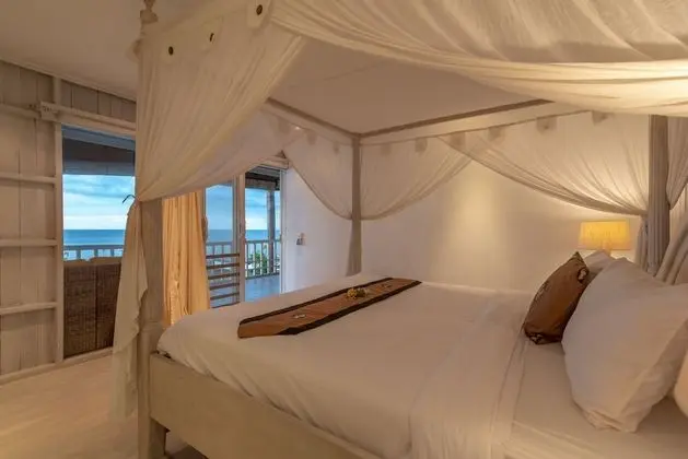 Classic Villa, 4 Yatak Odası, Kişiye Özel Havuzlu, Plaj Manzaralı