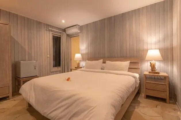 Classic Villa, 4 Yatak Odası, Kişiye Özel Havuzlu, Plaj Manzaralı