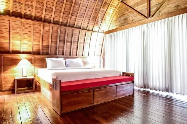 Signature Villa (The Lumbung Wood 2)