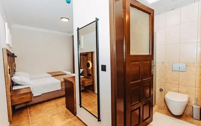 Standart Oda, Bahçe Manzaralı, 1. Kat