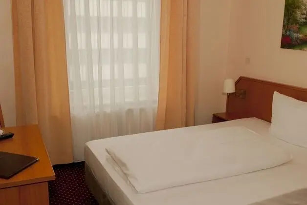 Tek Kişilik Oda