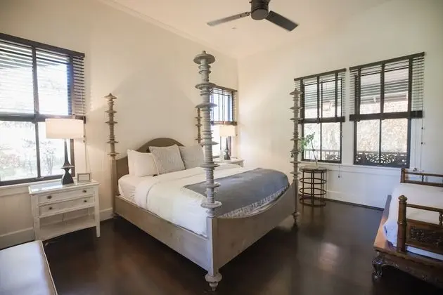 Deluxe Oda, 1 En Büyük (King) Boy Yatak, Balkon/Veranda, Avlu Manzaralı (with Twin Daybed)