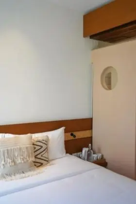 Kulübe, Bahçe Manzaralı