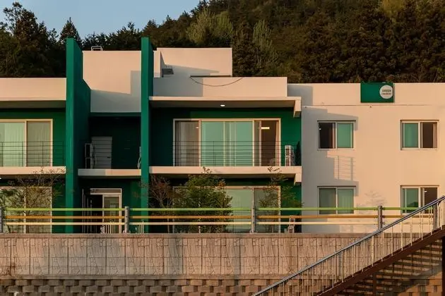 Family Süit, Sigara İçilmez