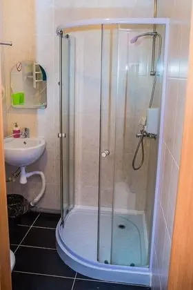 Comfort Tek Büyük veya İki Ayrı Yataklı Oda