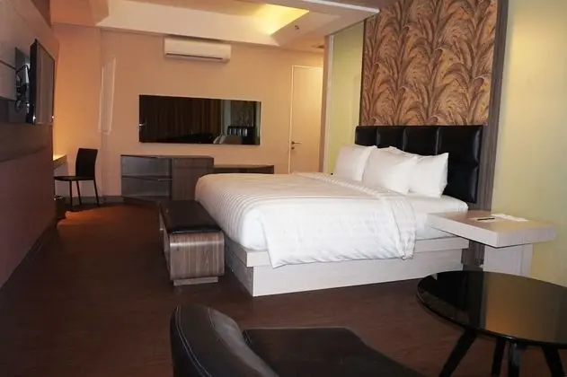 Suite Room
