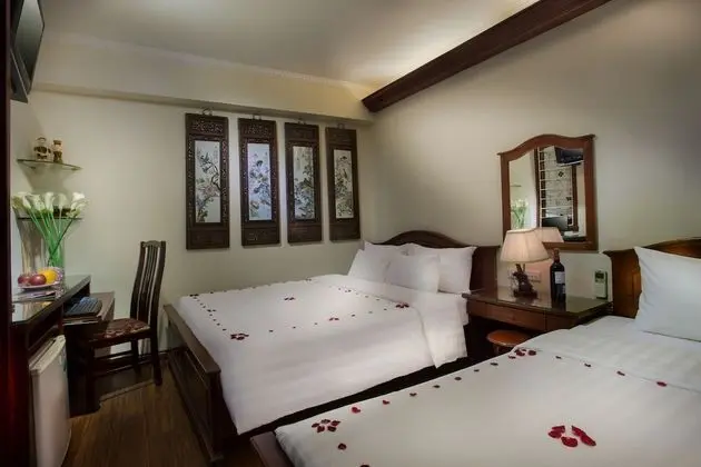 Deluxe Üç Kişilik Oda