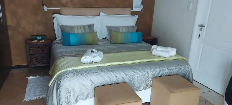 Standard Tek Büyük Yataklı Oda (Blue Gecko)