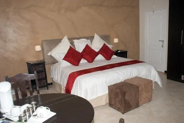 Standard Tek Büyük Yataklı Oda (Kliphuis)