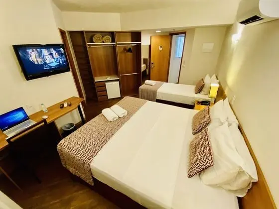 Üç Kişilik Oda (1 Double + 1 Single Bed )
