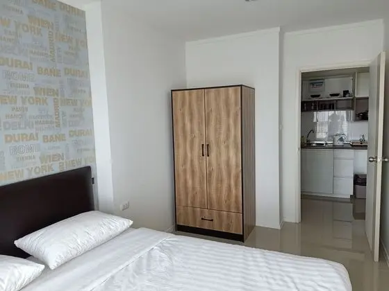 1 Bedroom Condo