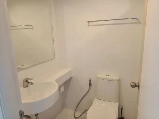 1 Bedroom Condo
