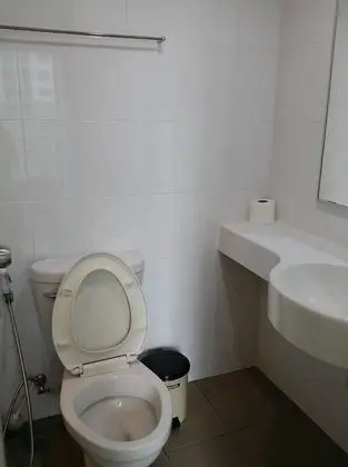 1 Bedroom Condo