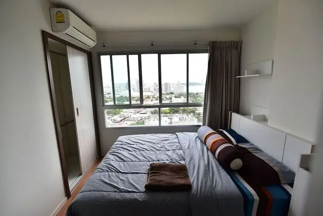 1 Bedroom Condo
