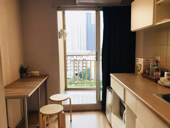 1 Bedroom Condo