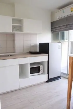 1 Bedroom Condo