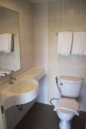 1 Bedroom Condo
