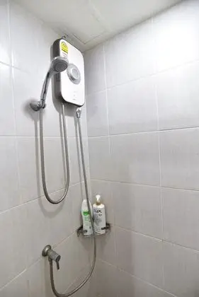 1 Bedroom Condo