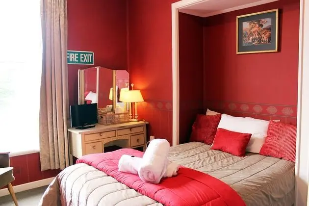 Comfort Tek Büyük Yataklı Oda, Ortak Banyo (Room 8)