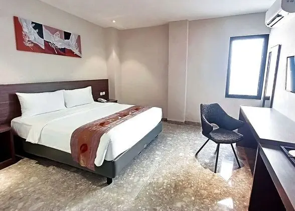 Deluxe Tek Büyük Yataklı Oda