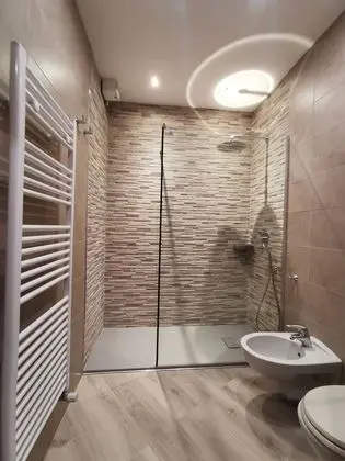 Apart Daire, 2 Yatak Odası, Engellilere Uygun, Buzdolabı