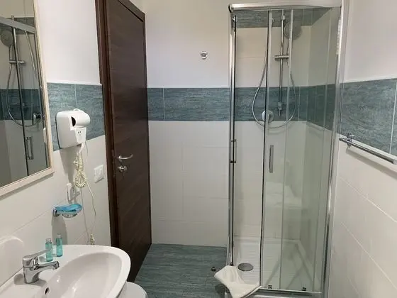 Standard Üç Kişilik Oda, 1 Yatak Odası, Banyolu/Duşlu