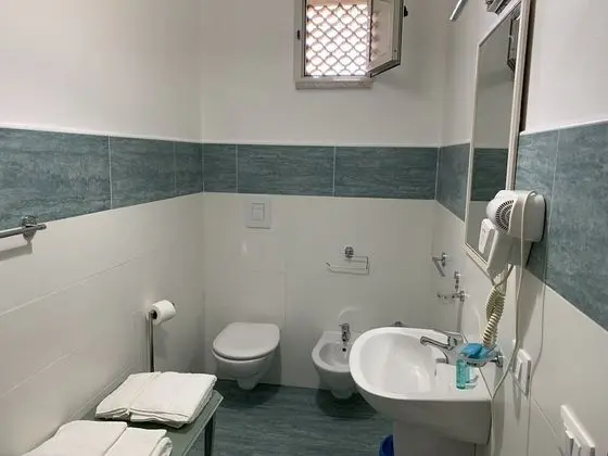 Standard Üç Kişilik Oda, 1 Yatak Odası, Banyolu/Duşlu