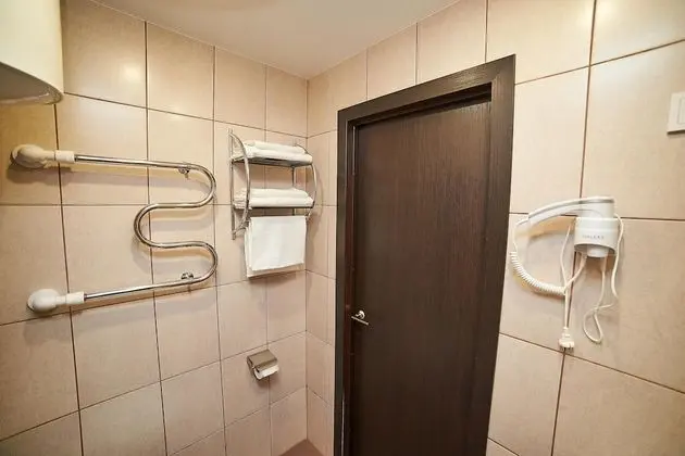 Business Tek Büyük Yataklı Oda, Buzdolabı